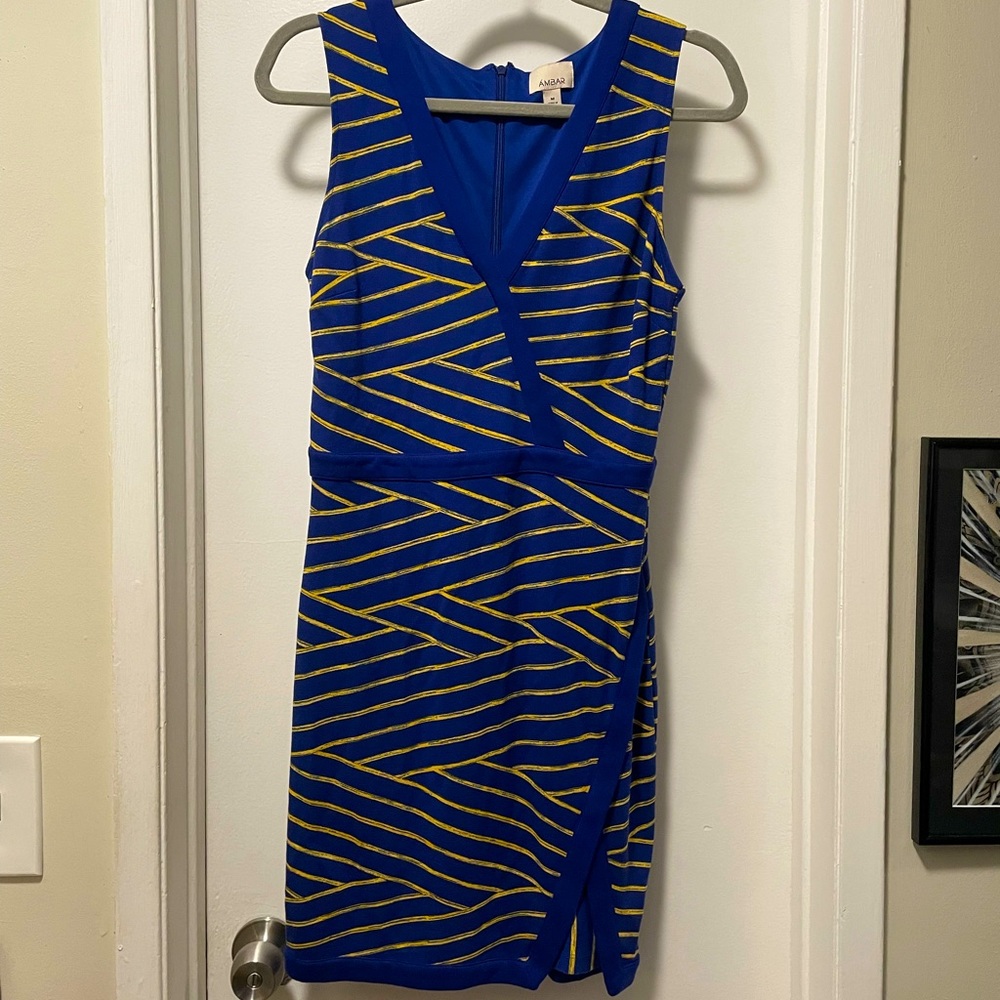 Ámbar Blue and Yellow Striped Dress